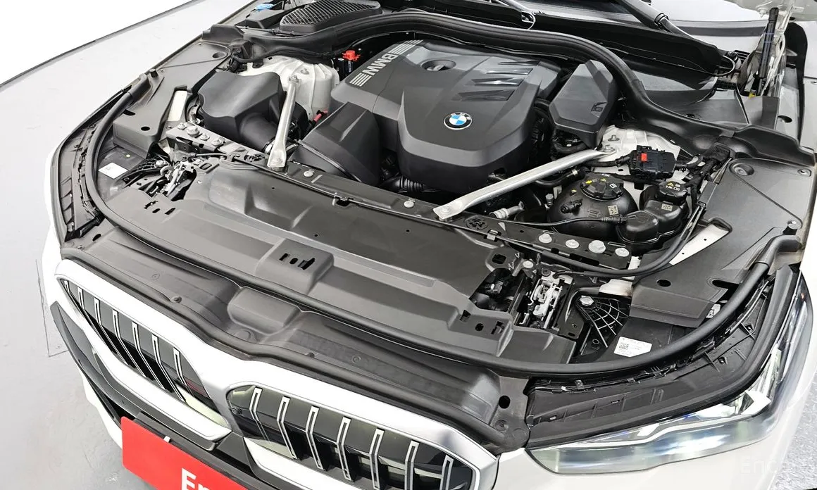 Фото 6 - BMW 5 Series