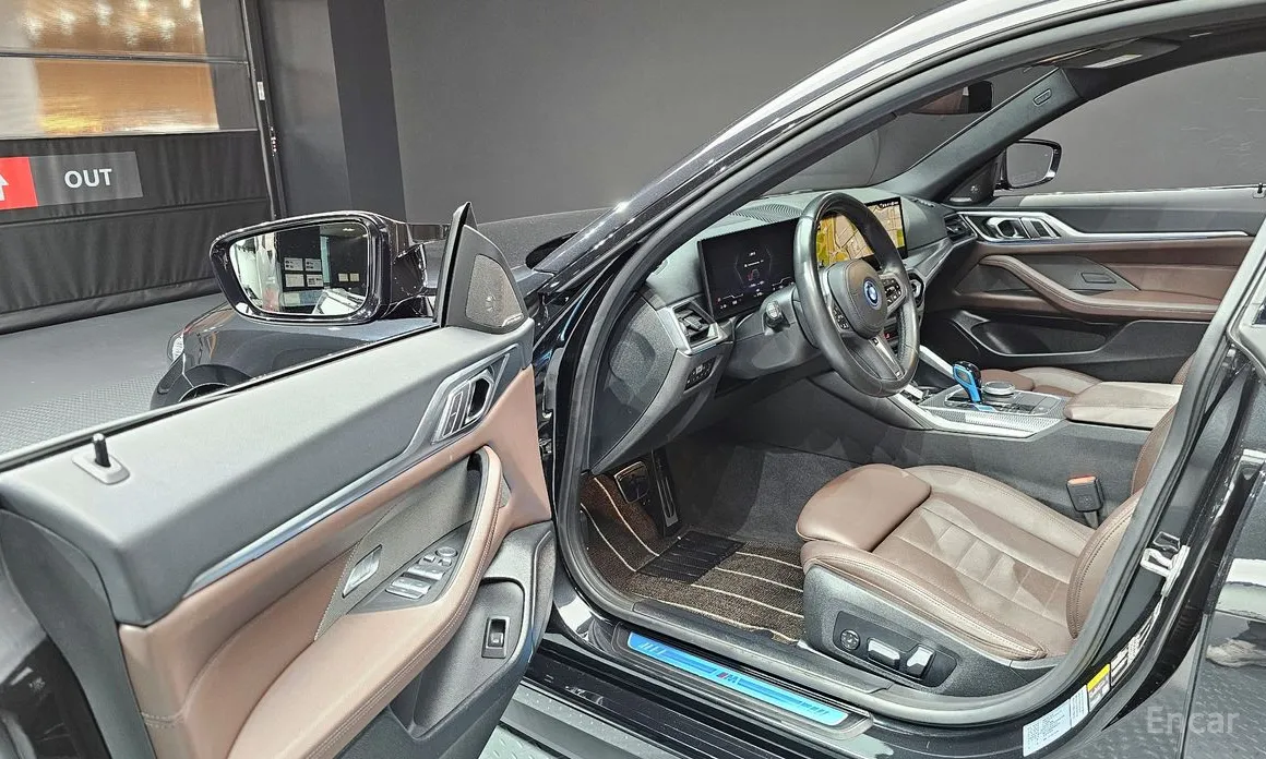 Фото 11 - BMW i4