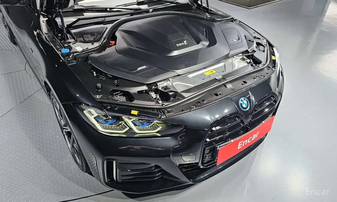 Фото 6 - BMW i4