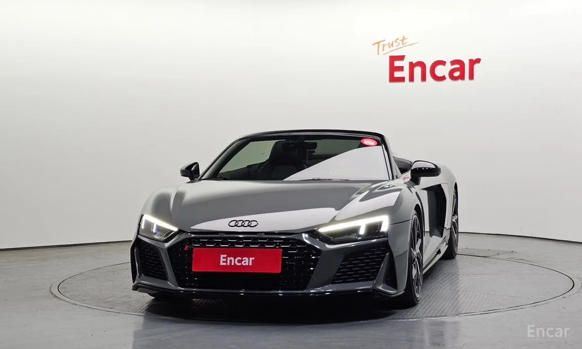 Фото 3 - Audi R8