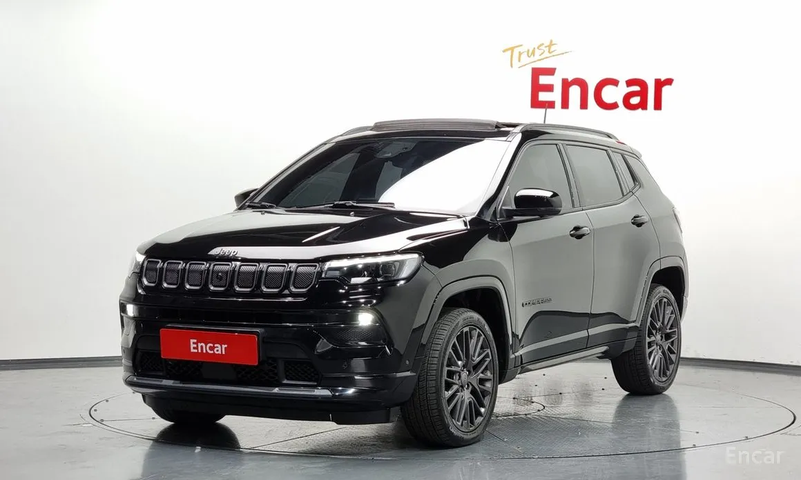 Фото 1 - Jeep Compass