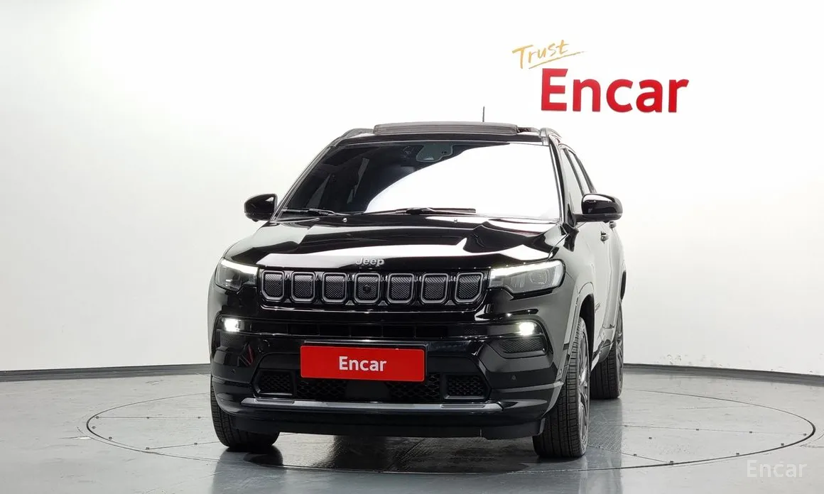 Фото 3 - Jeep Compass