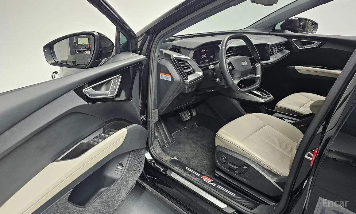 Фото 11 - Audi Q4 e-tron