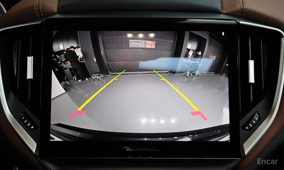 Фото 15 - Maserati Ghibli