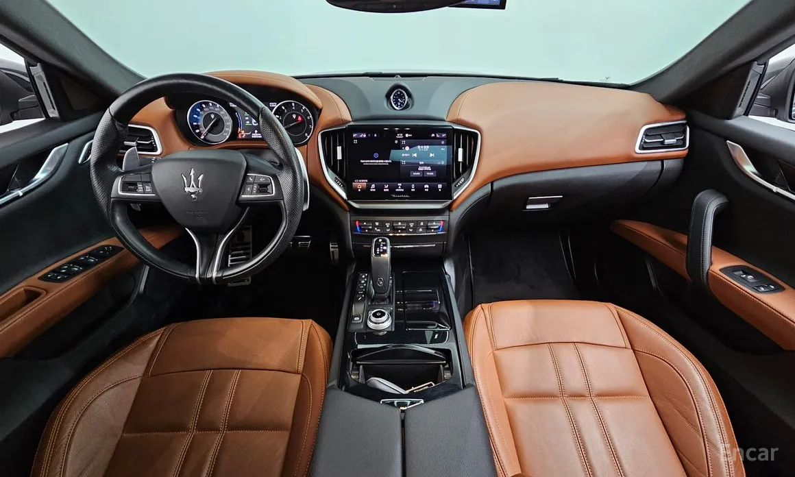 Фото 7 - Maserati Ghibli