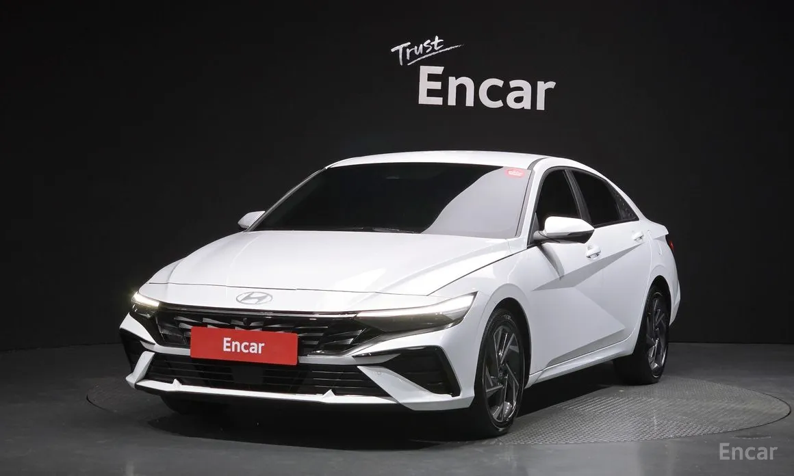 Фото 1 - Hyundai Avante