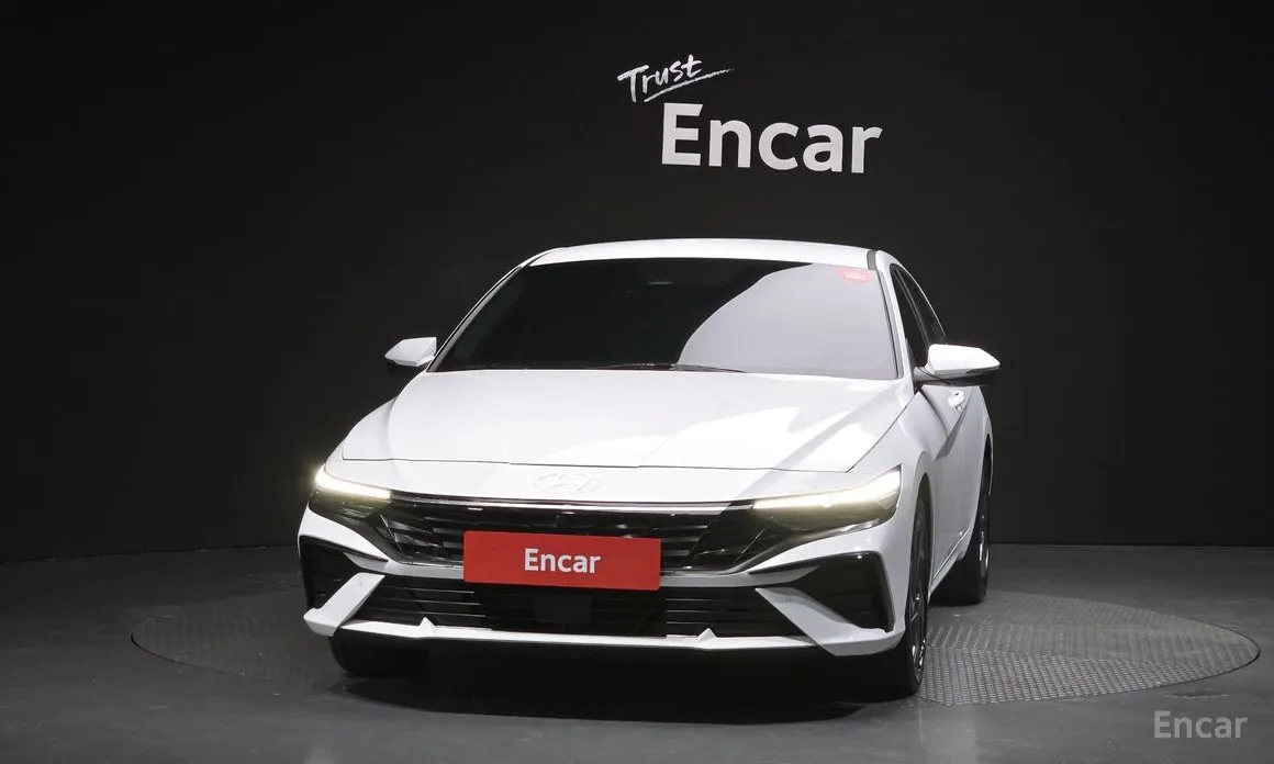 Фото 3 - Hyundai Avante