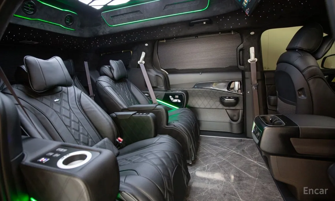 Фото 12 - Kia Carnival