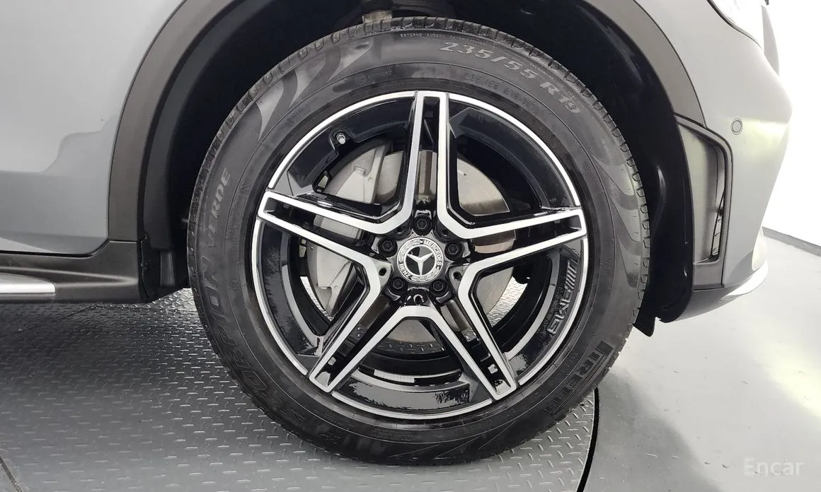 Mercedes-Benz GLC-Class 2016 GCL300 4MATIC Coupe