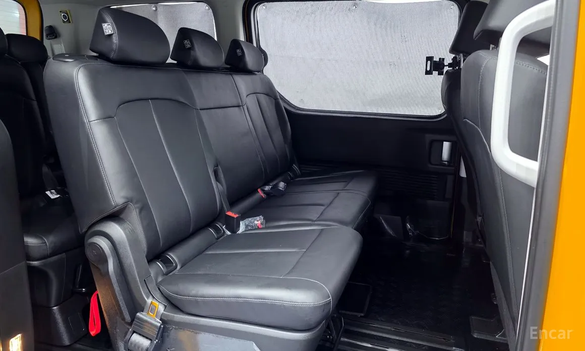 Фото 12 - Hyundai Staria