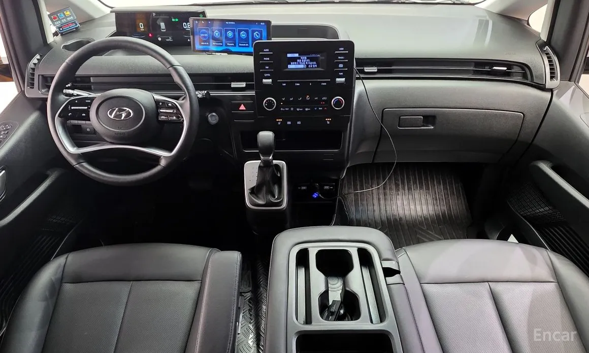 Фото 7 - Hyundai Staria