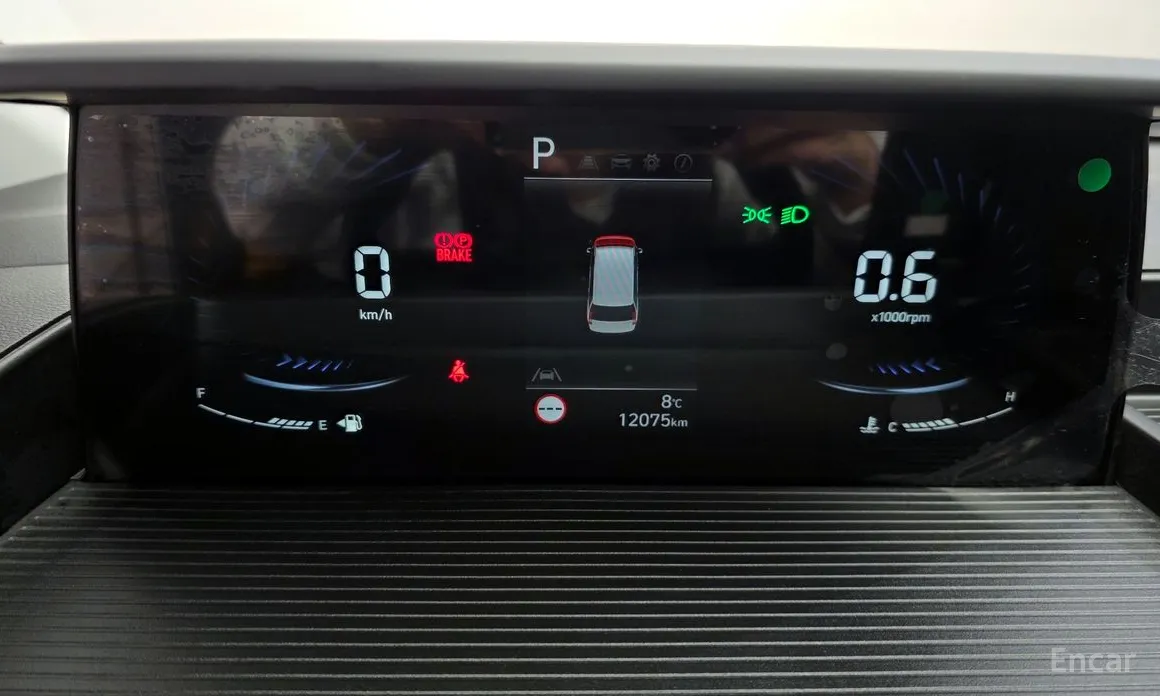 Фото 8 - Hyundai Staria