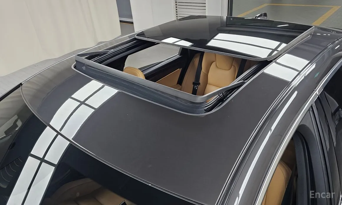 Фото 19 - Volvo S90