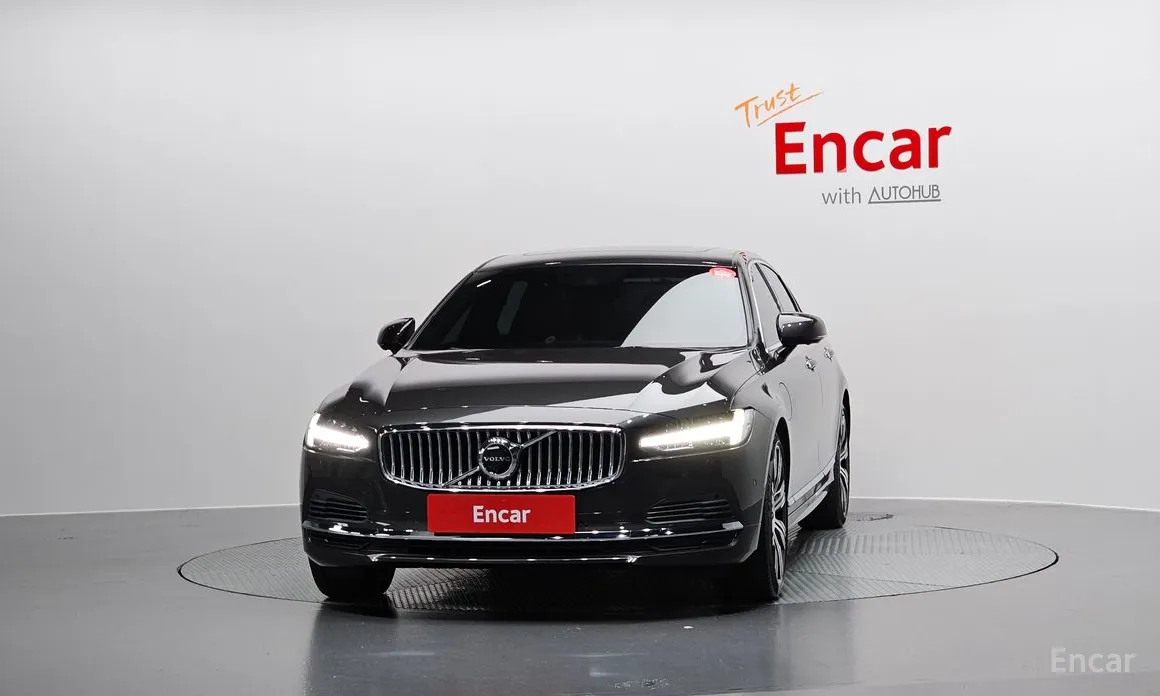 Фото 3 - Volvo S90