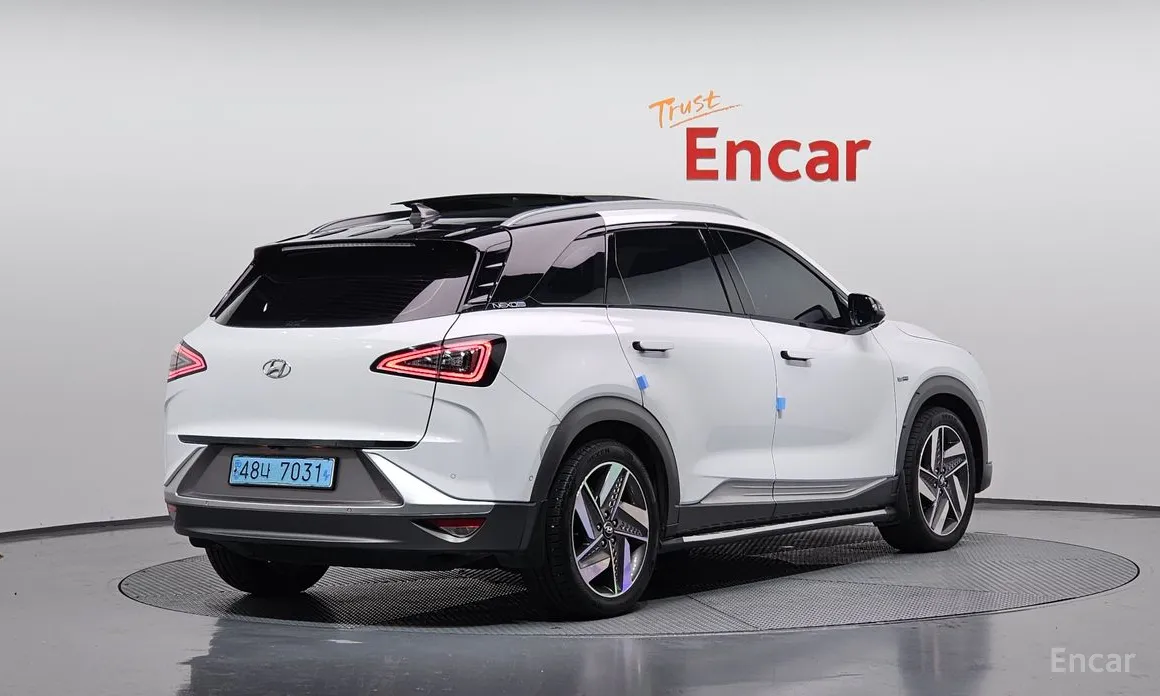 Фото 2 - Hyundai Nexo