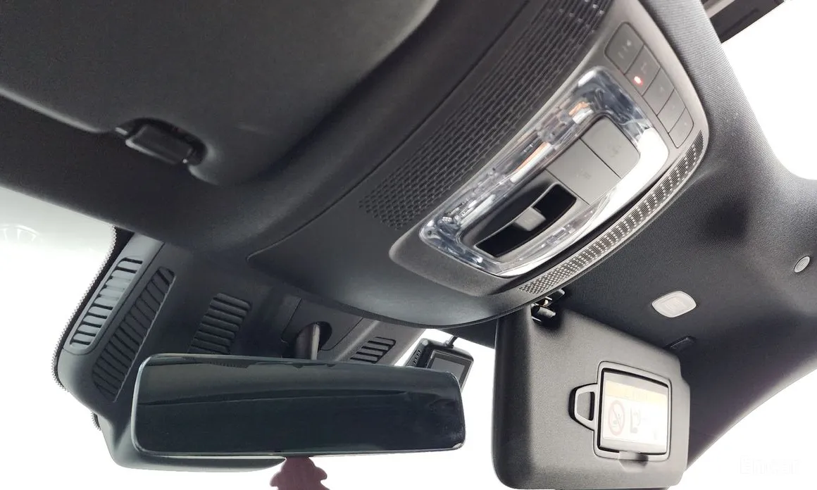 Фото 18 - Mercedes-Benz GLA-Class