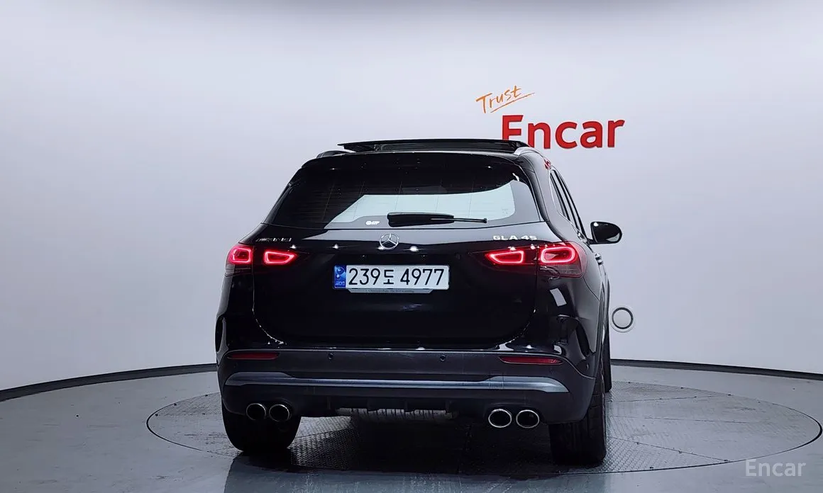 Фото 4 - Mercedes-Benz GLA-Class