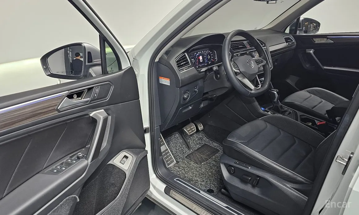 Фото 11 - Volkswagen Tiguan