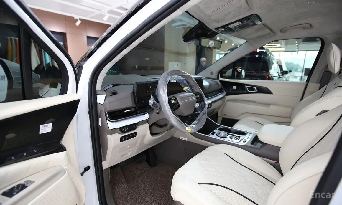Фото 5 - Kia Carnival