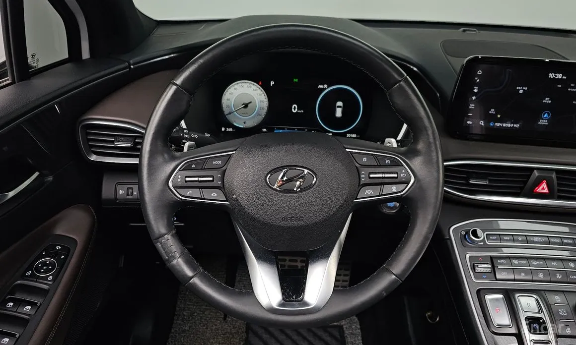 Фото 13 - Hyundai Santa Fe