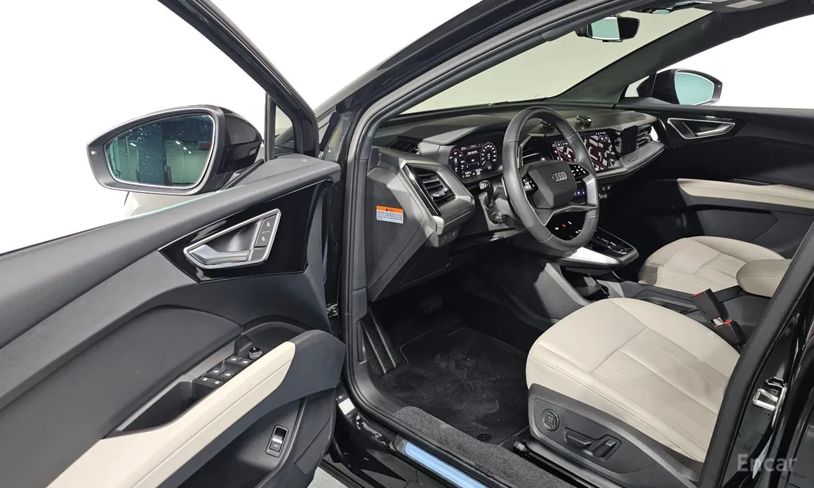 Фото 11 - Audi Q4 e-tron