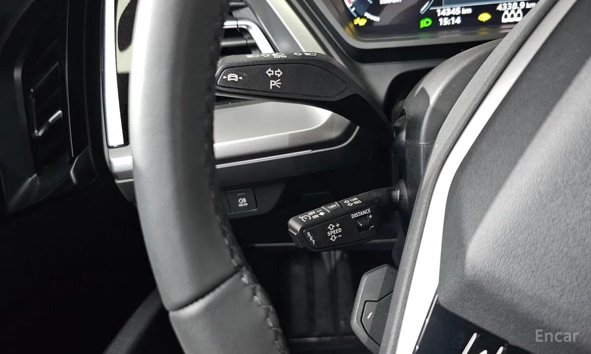 Фото 18 - Audi Q4 e-tron