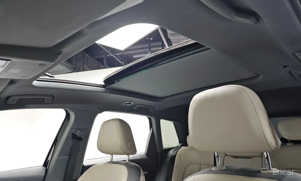 Фото 19 - Audi Q4 e-tron