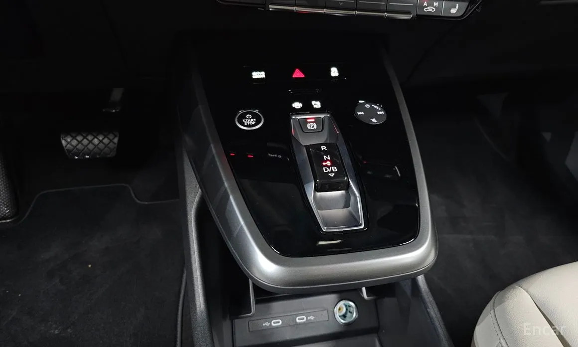 Фото 9 - Audi Q4 e-tron