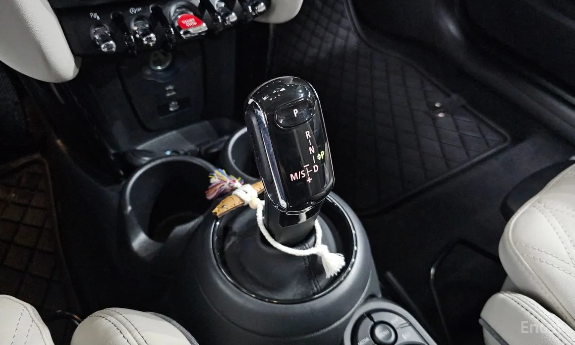 Фото 9 - Mini Cooper