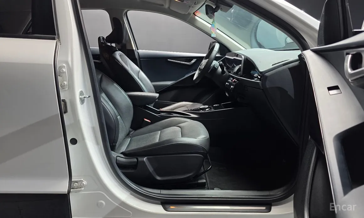 Фото 10 - Kia Niro