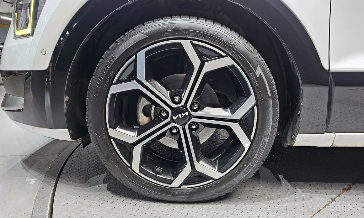 Фото 5 - Kia Niro