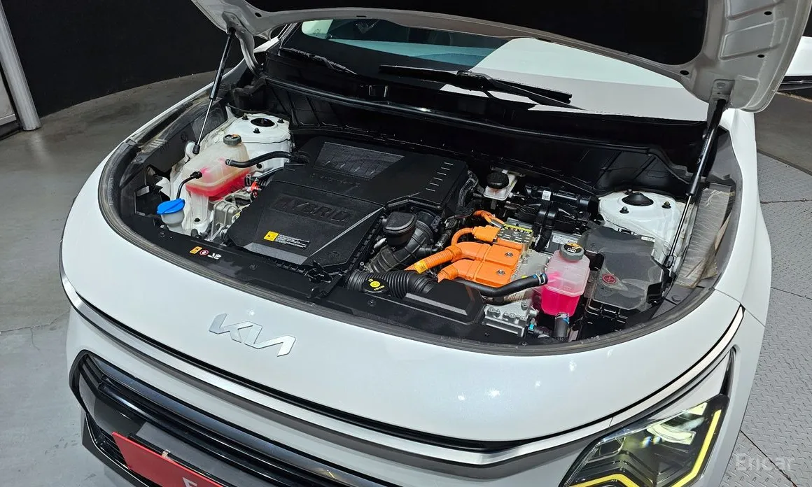 Фото 6 - Kia Niro