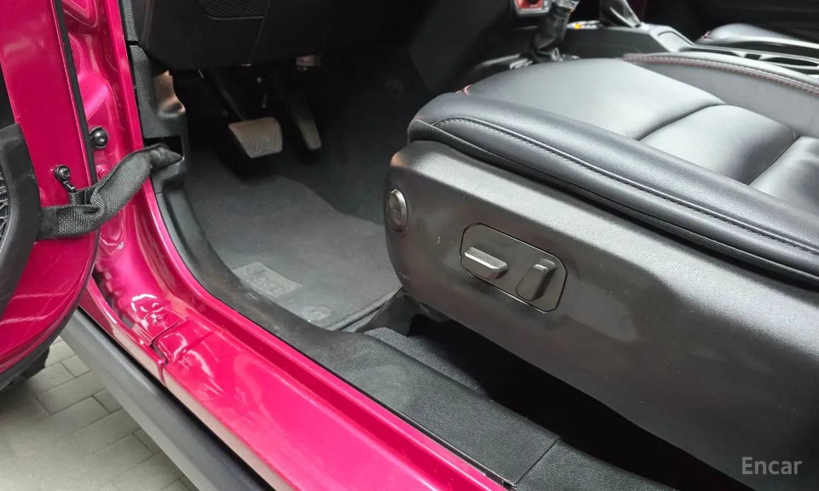 Фото 19 - Jeep Wrangler