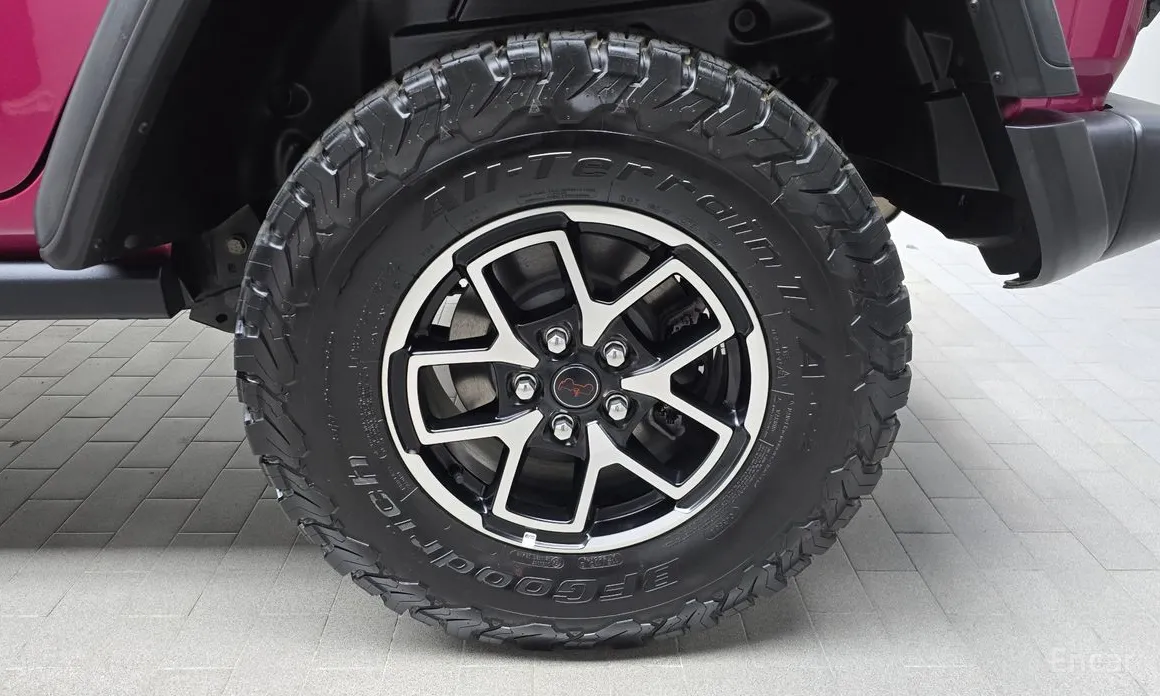 Фото 5 - Jeep Wrangler