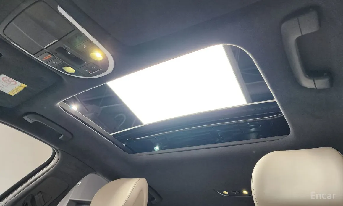 Фото 19 - Genesis G70