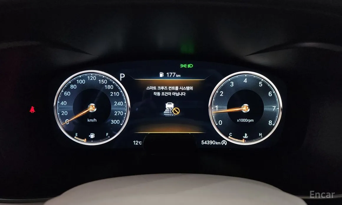 Фото 8 - Genesis G70