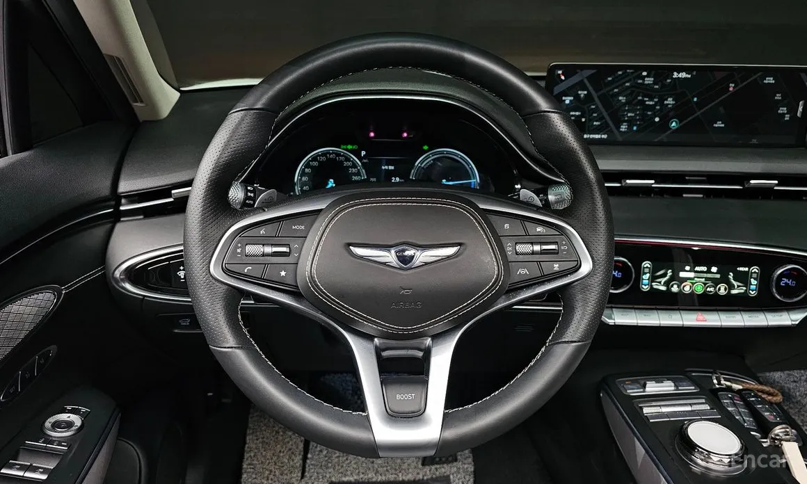 Фото 13 - Genesis GV70