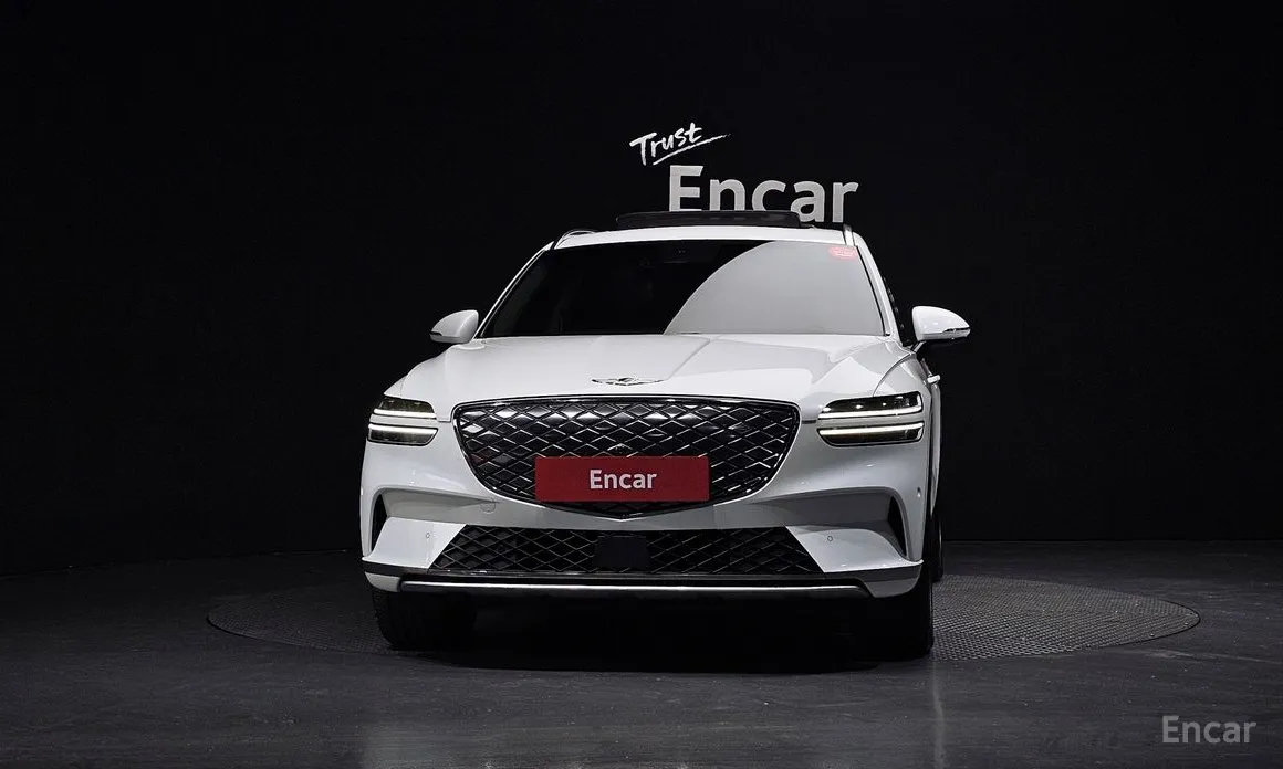 Фото 3 - Genesis GV70