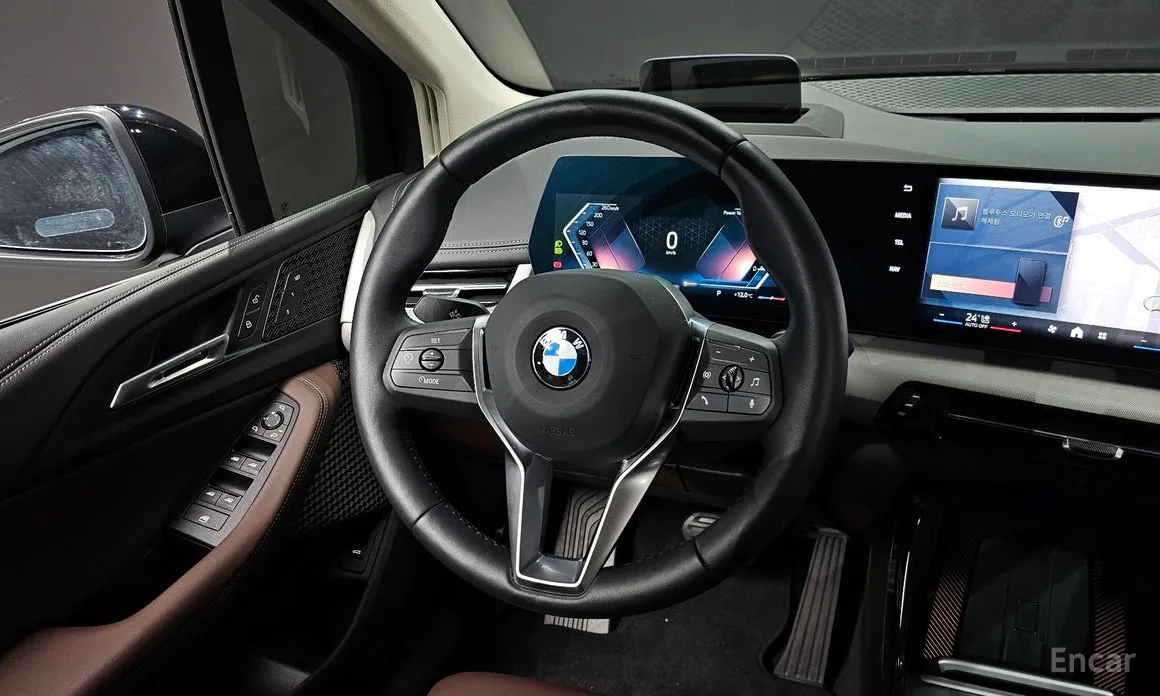 Фото 13 - BMW 2 Series