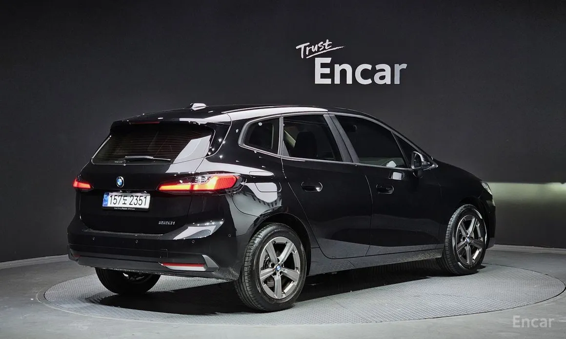 Фото 2 - BMW 2 Series