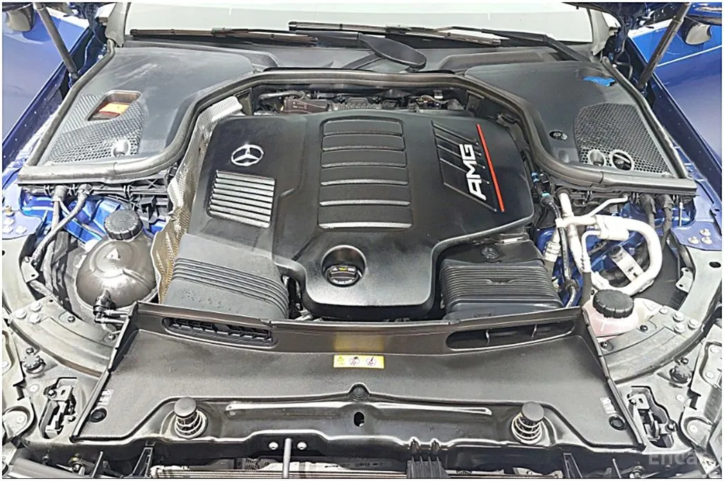 Фото 6 - Mercedes-Benz AMG GT