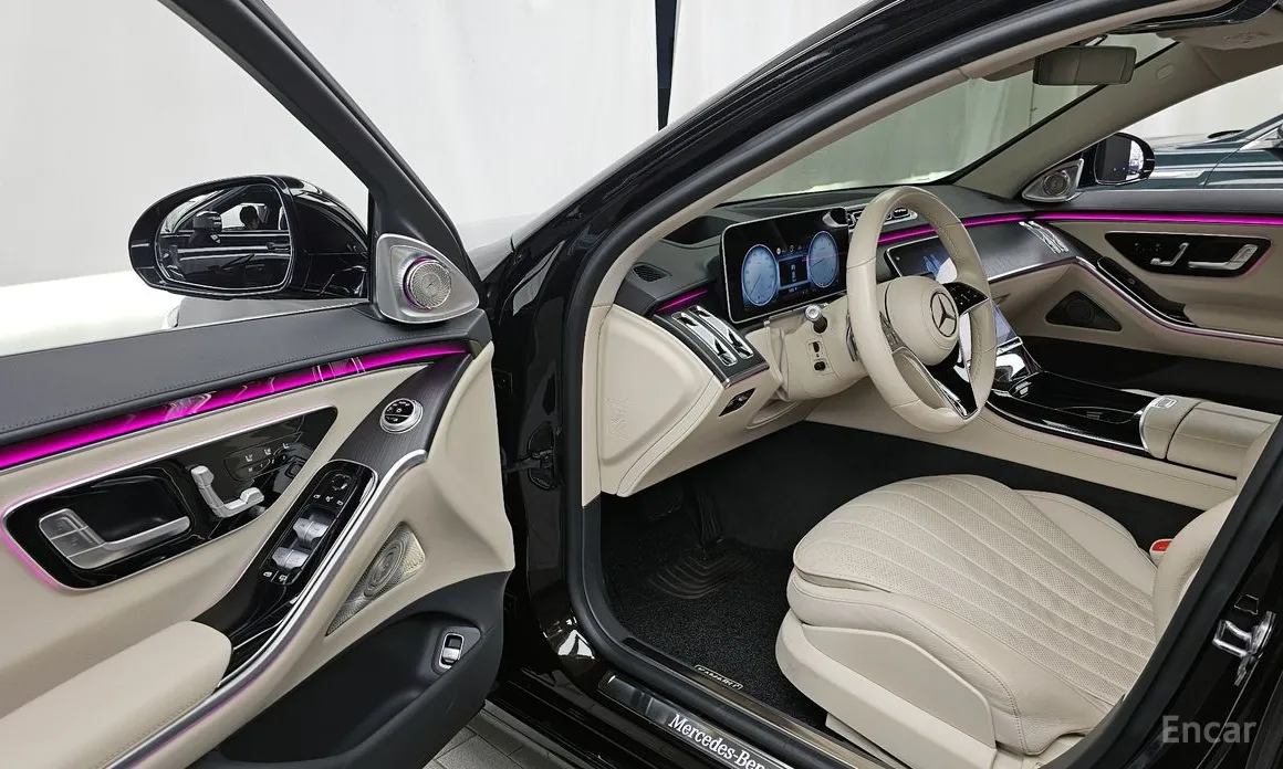 Фото 10 - Mercedes-Benz S-Class