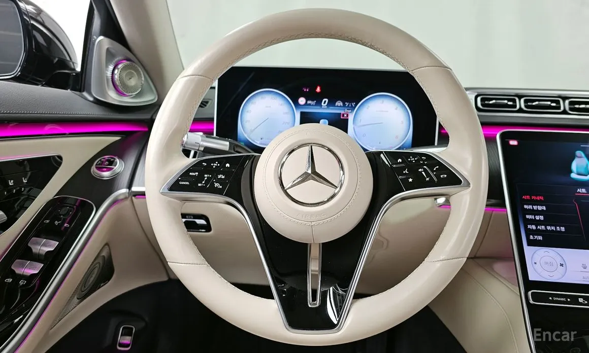 Фото 13 - Mercedes-Benz S-Class