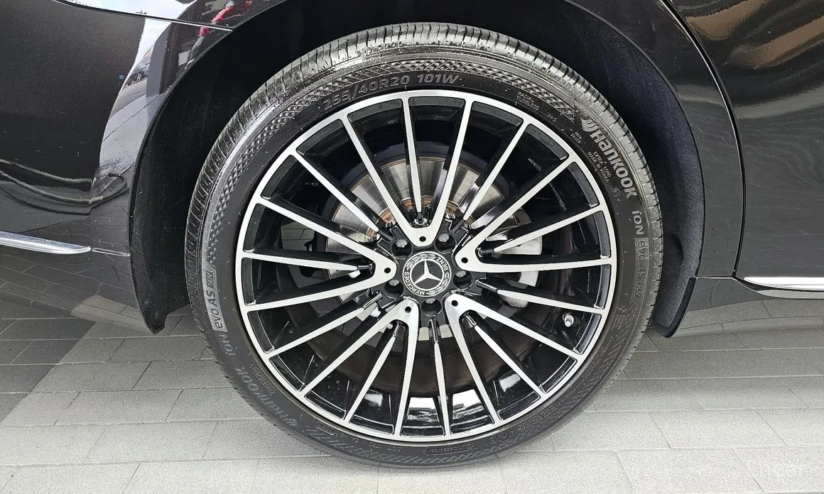 Фото 5 - Mercedes-Benz S-Class