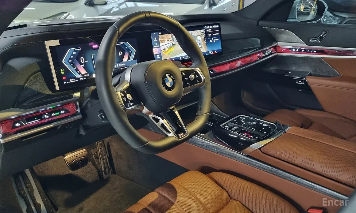 Фото 12 - BMW 7 Series