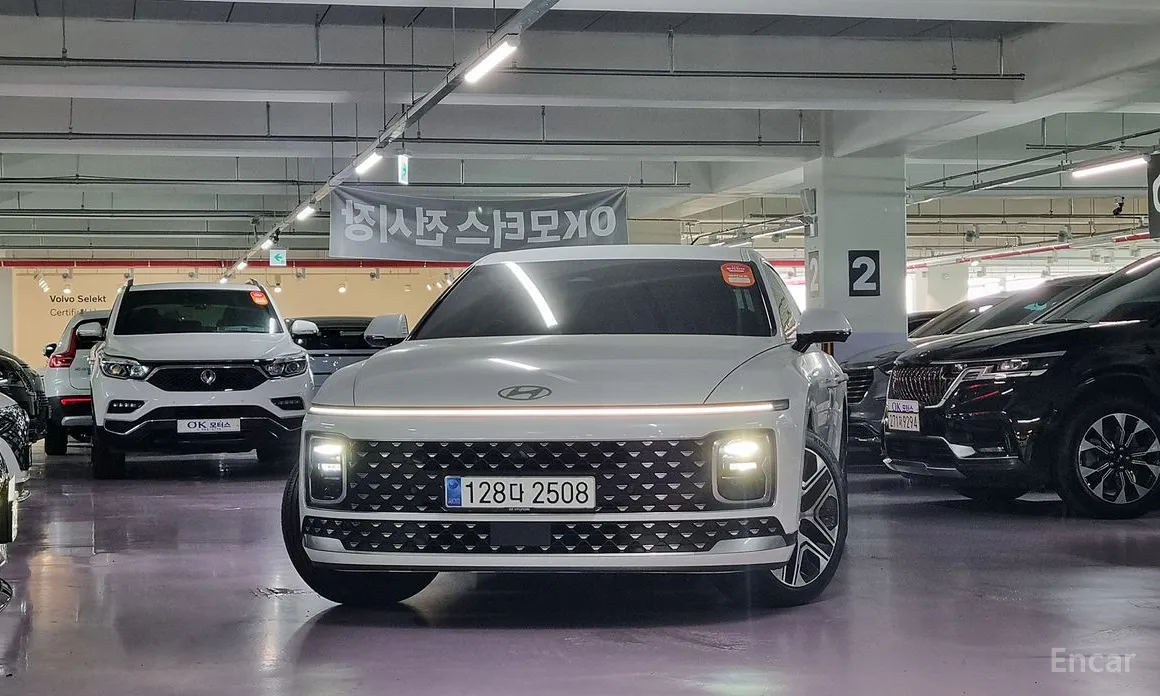 Фото 3 - BMW 7 Series