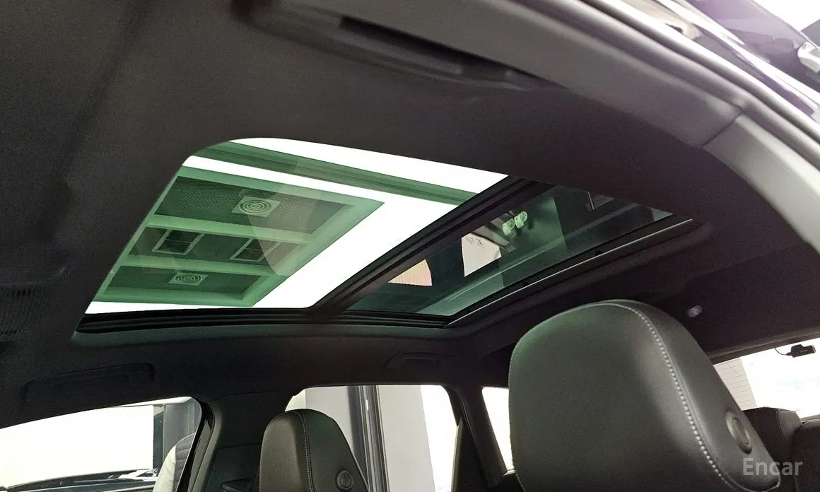 Фото 18 - Audi Q4 e-tron