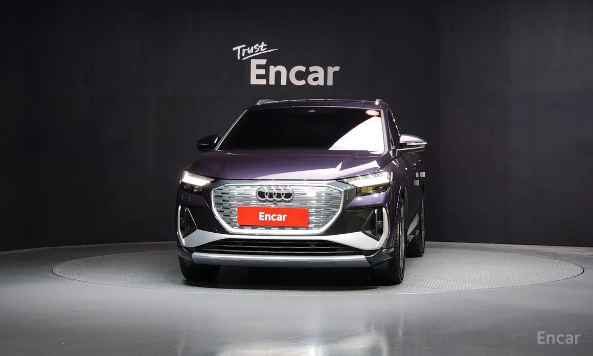 Фото 3 - Audi Q4 e-tron