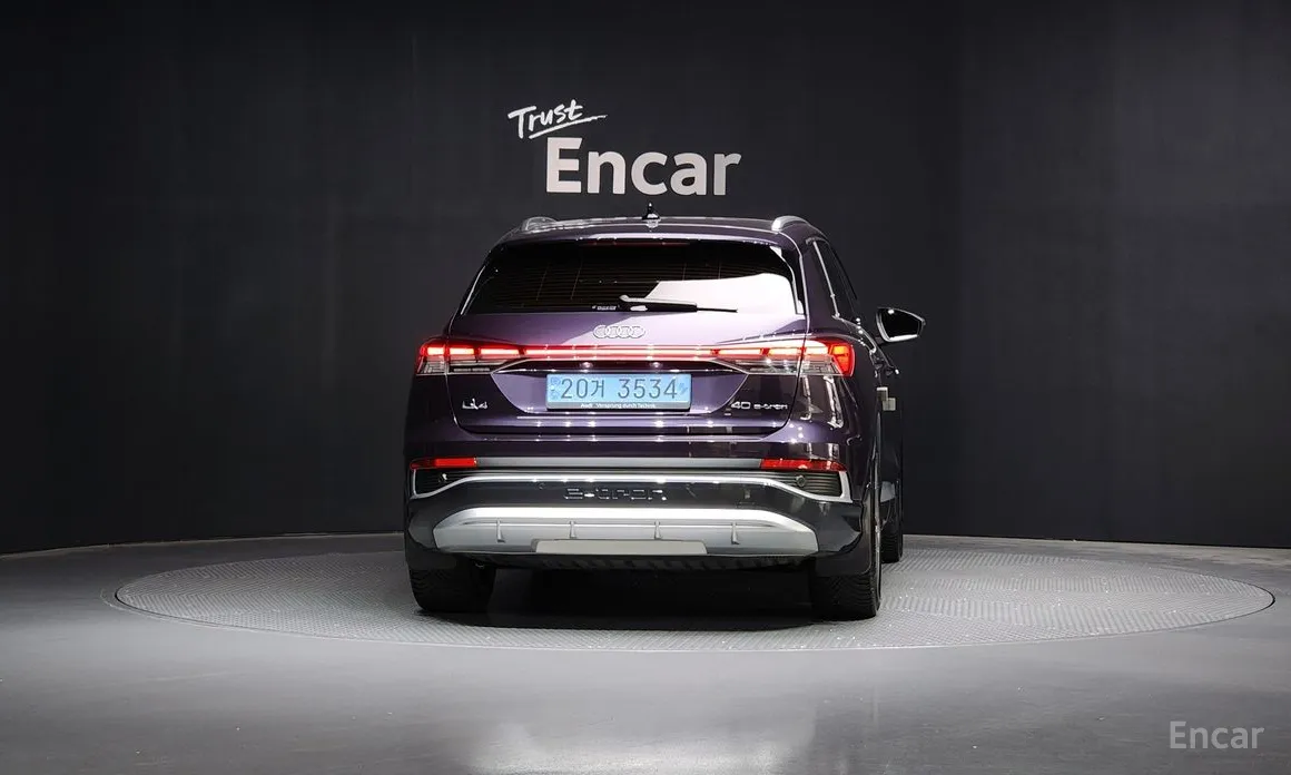 Фото 4 - Audi Q4 e-tron