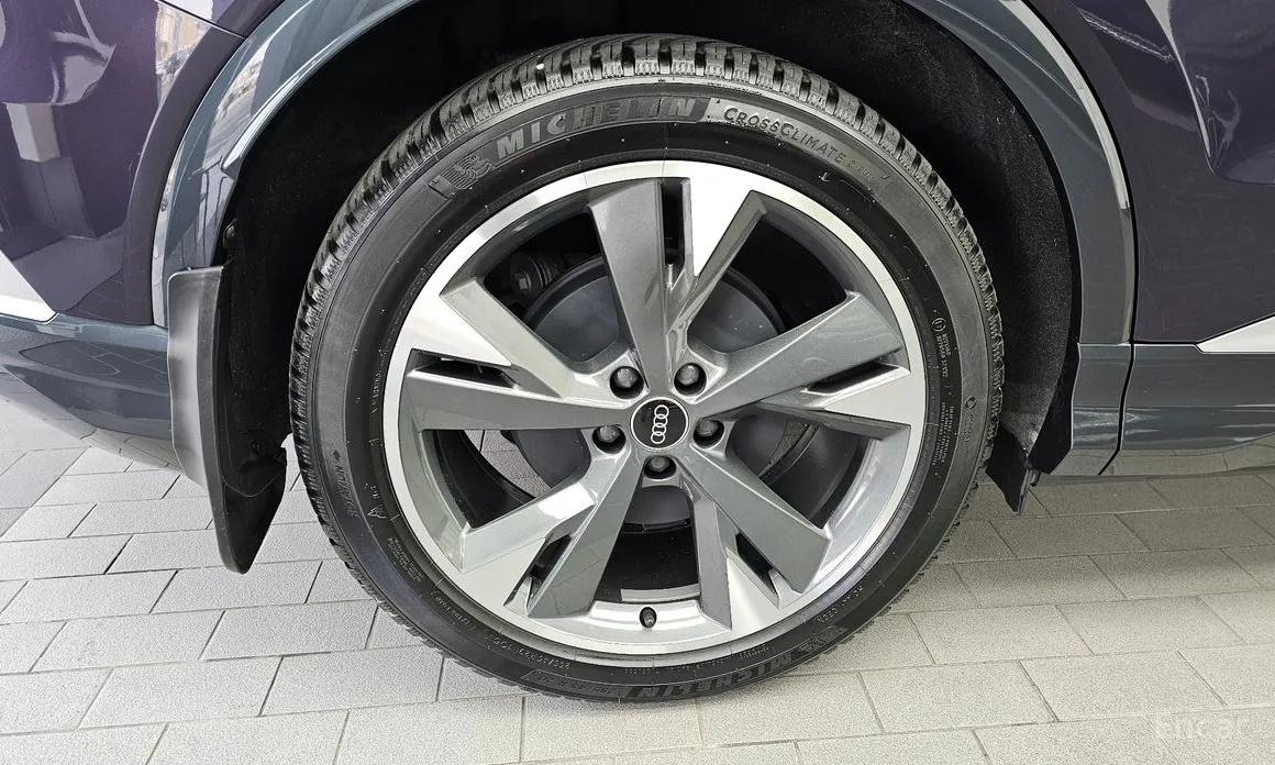 Фото 5 - Audi Q4 e-tron